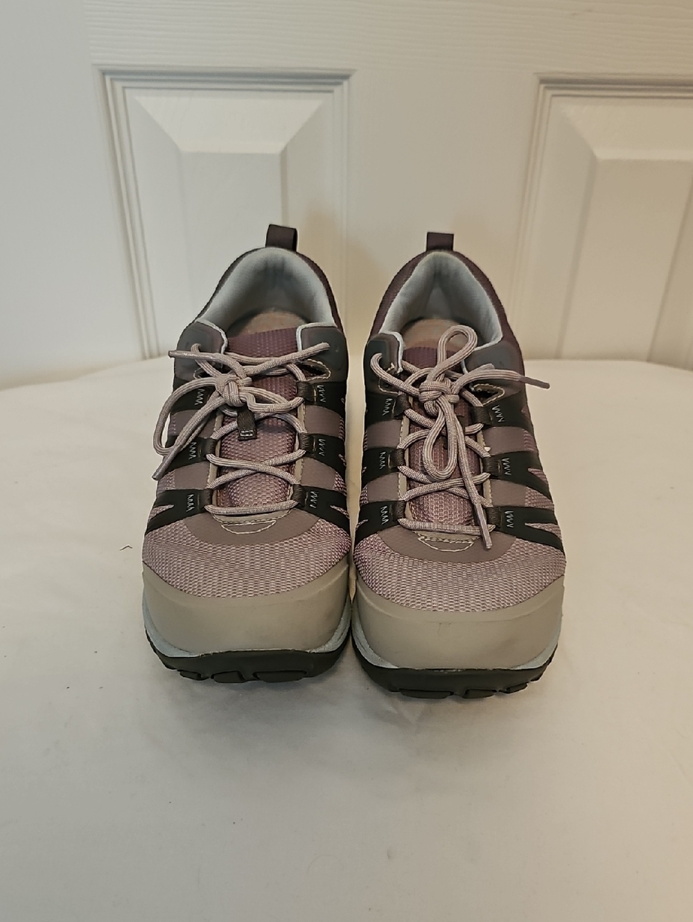 Dansko Women’s Lightweight Lace-Up Walking Sneakers - Lavender Gray